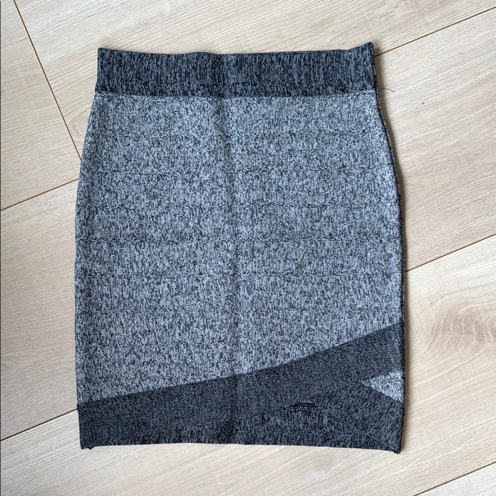 Guess Gray Asymmetrical Pencil Skirt Mini